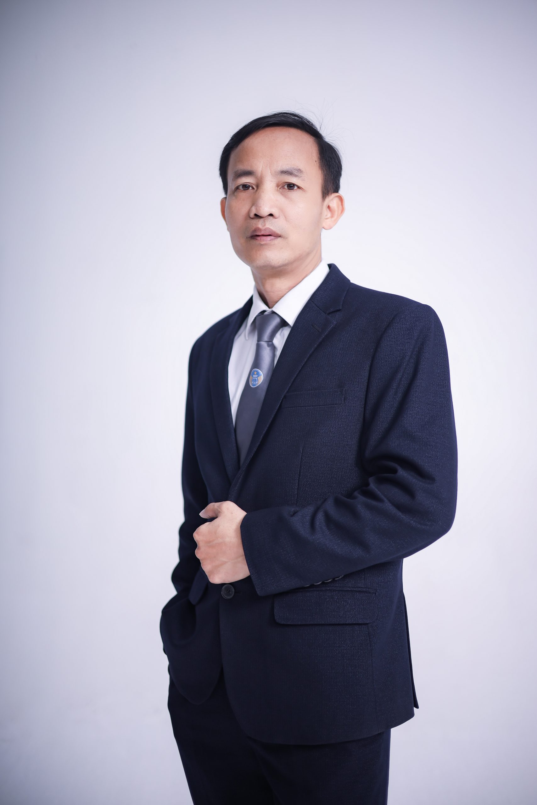 LUẬT SƯ VŨ VĂN HUÂN