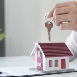 Luật sư hỗ trợ thực hiện thủ tục tặng cho, thừa kế nhà đất