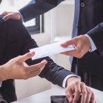Dịch vụ Luật sư khởi kiện yêu cầu bồi thường thiệt hại