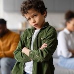 Sau ly hôn muốn đòi lại quyền nuôi con cần có điều kiện gì?