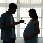 Đơn phương ly hôn khi vợ đang mang bầu, nuôi con nhỏ?