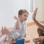 Nhường lại quyền nuôi con sau ly hôn cần làm thủ tục gì?