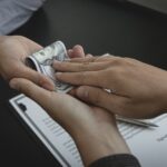 Luật sư tham gia trong các vụ án lừa đảo chiếm đoạt tài sản