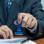 Các trường hợp thu hồi thẻ tạm trú cho người nước ngoài