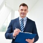 Đã xóa án tích có được làm đại diện theo pháp luật không?