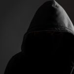 Tội từ chối khai báo, từ chối kết luận giám định, định giá tài sản hoặc từ chối cung cấp tài liệu