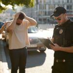 Tội chống người thi hành công vụ theo Điều 330 BLHS 2015