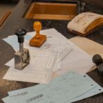 Tội làm giả con dấu, tài liệu của cơ quan, tổ chức; tội sử dụng con dấu hoặc tài liệu giả của cơ quan, tổ chức