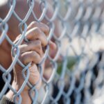 Tội thiếu trách nhiệm để người bị bắt, người bị tạm giữ, tạm giam, người đang chấp hành án phạt tù trốn