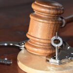 Tội truy cứu trách nhiệm hình sự người không có tội