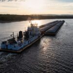 Tội vi phạm quy định về điều khiển phương tiện giao thông đường thủy