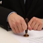 Trách nhiệm của doanh nghiệp bảo lãnh xin cấp thẻ tạm trú